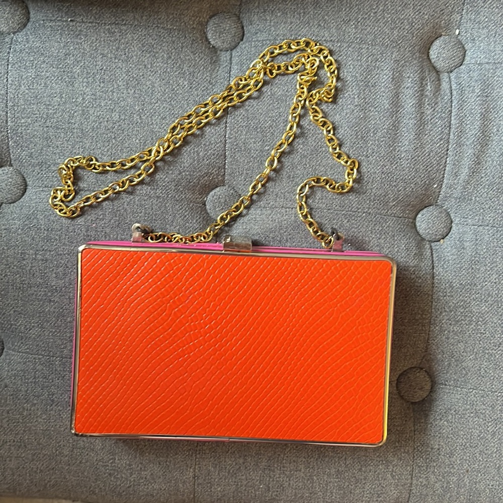 BCBG clutch